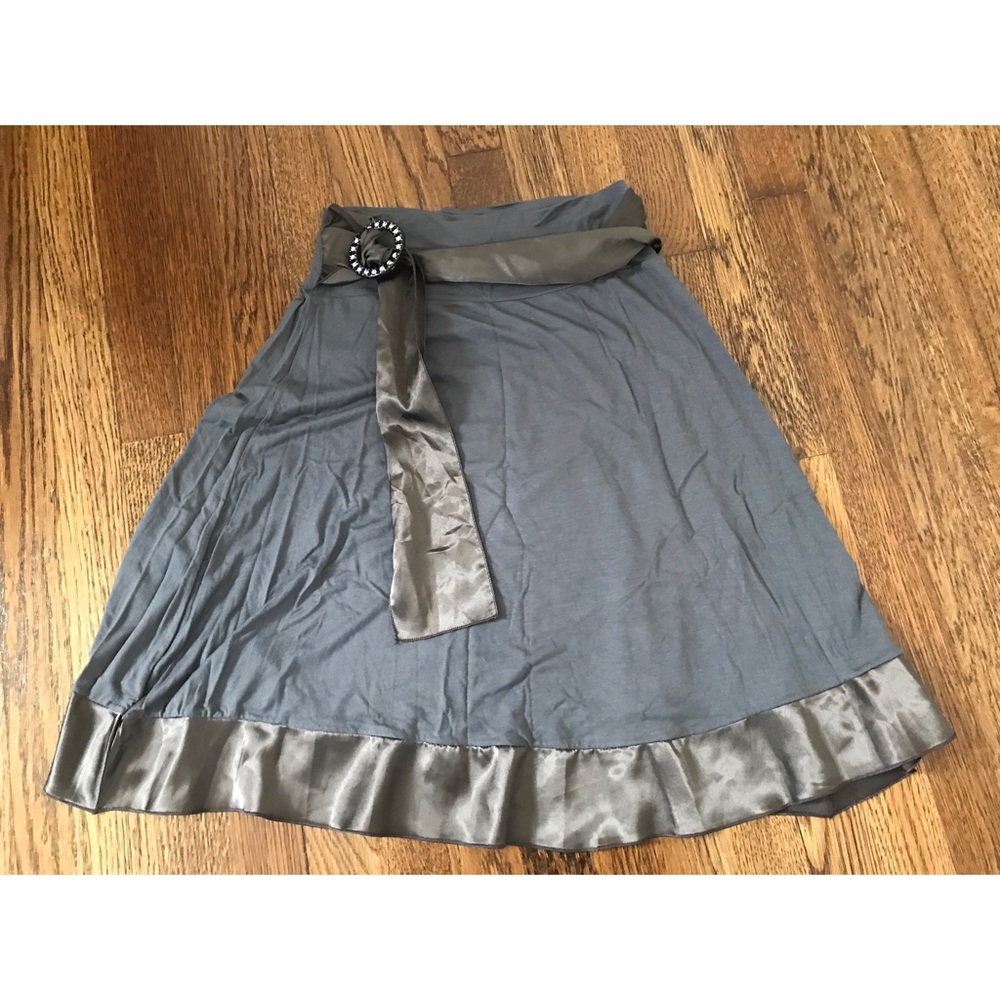 Gray a-line skirt